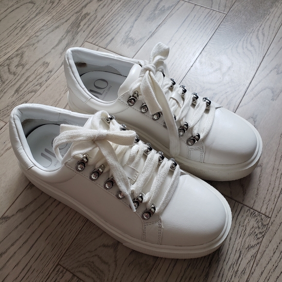 J.LO white running shoes 6M - Picture 2 of 7